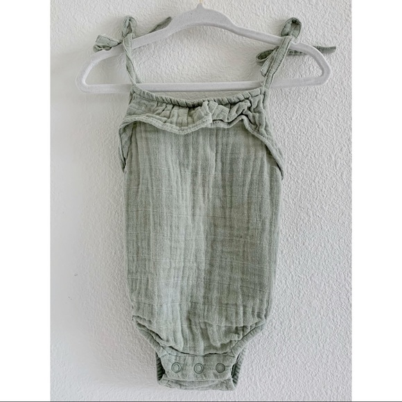 Jamie Kay Rompers Bundle - Picture 13 of 16